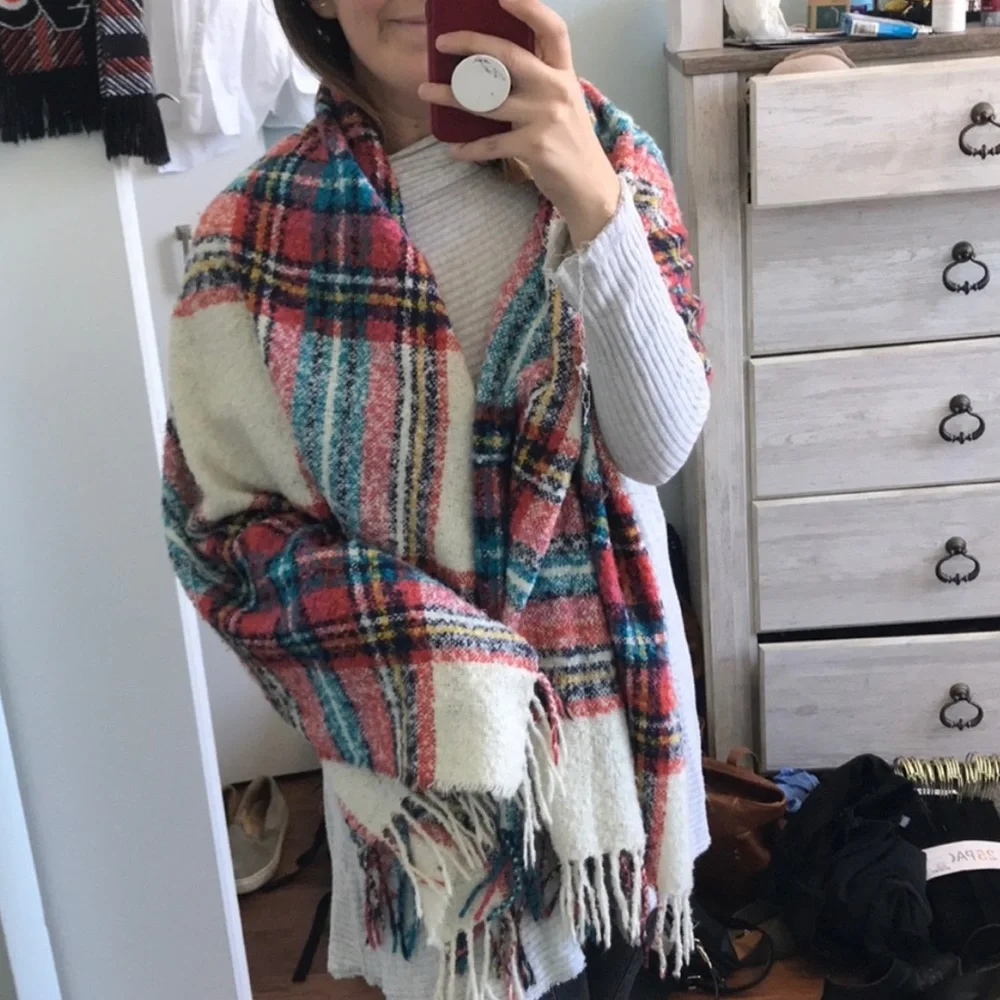 American Eagle chenille tartan plaid blanket scarf wrap with fringe